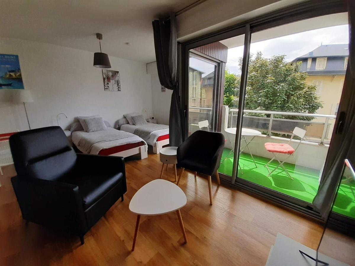 Studio Calme Renove Parking Proche Centre Et Thermes エクスレバン エクステリア 写真