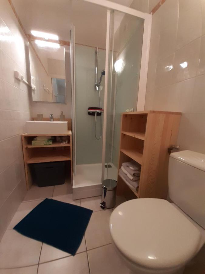 Studio Calme Renove Parking Proche Centre Et Thermes エクスレバン エクステリア 写真